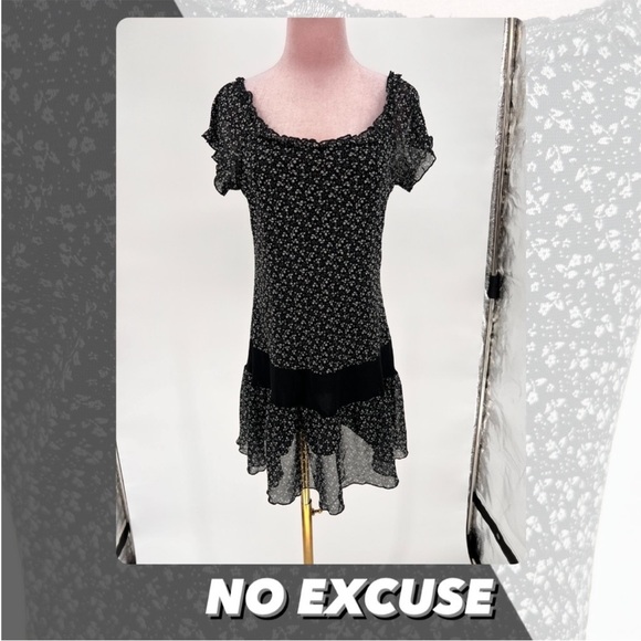 EUC No Excuse Floral Mini Dress - Picture 1 of 9